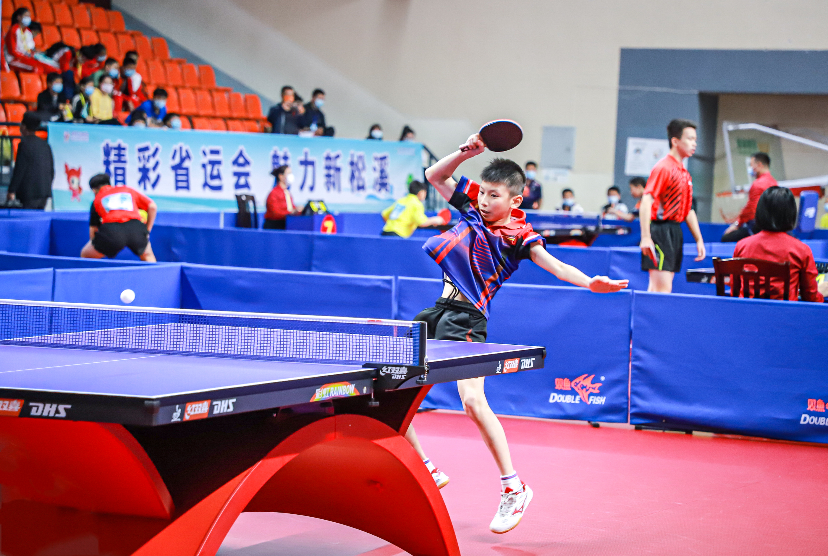 容不无关系 容不无关系