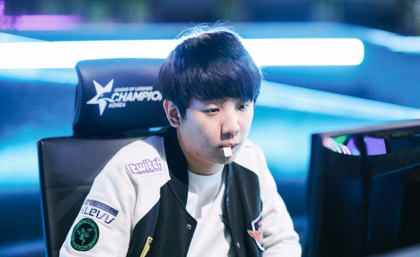 眼神交流能 眼神交流能